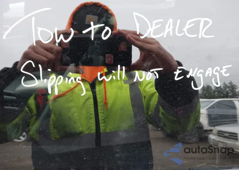 2025 Jeep Compass Limited 4X4 z USA, uszkodzony, nr VIN 3C4NJDCN4ST623077